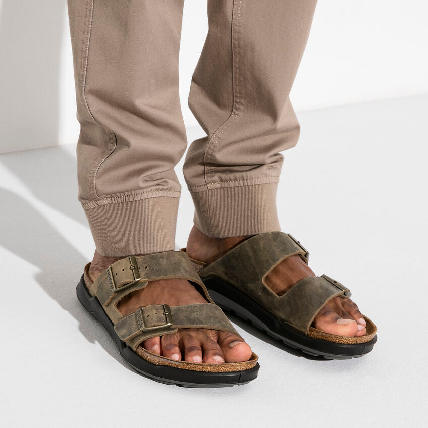 Birkenstock - Arizona Rugged - Faded Khaki Oiled Leather