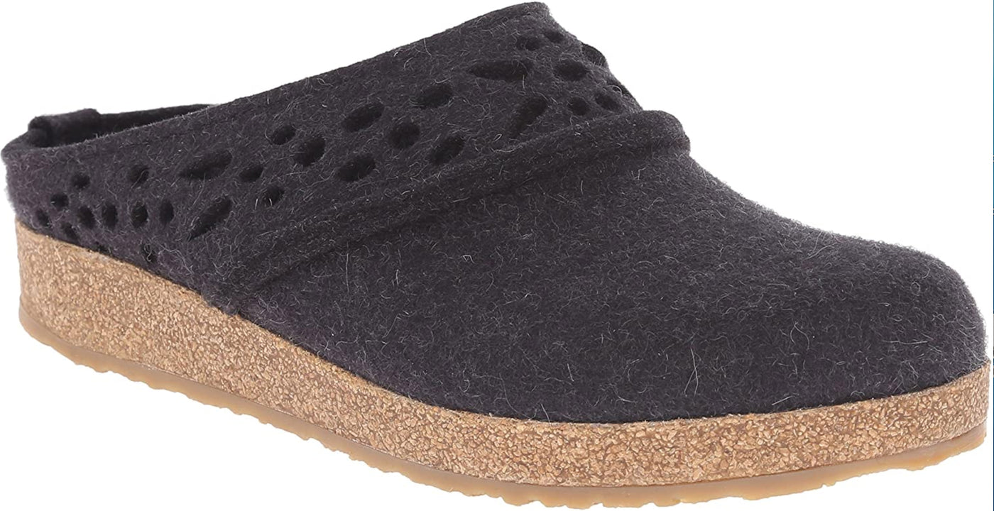 Haflinger - Grizzly Lacey - Charcoal